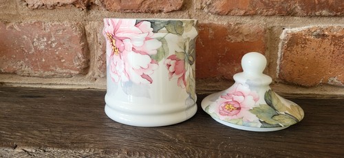 Hadida peony fine - hadida, bone