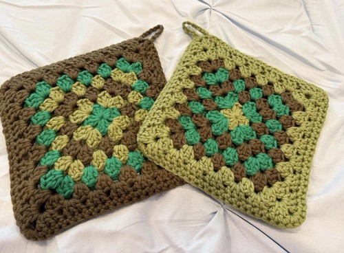 Crochet granny square pot - granny,