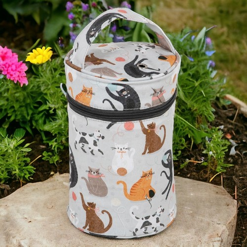 Wool holder cats design - wool,