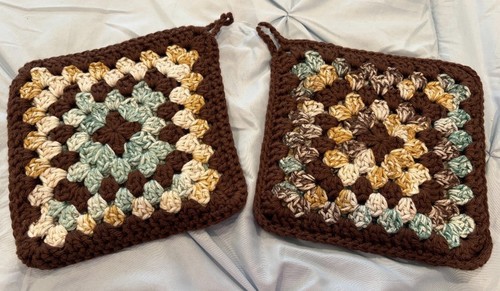 Crochet granny square pot - granny,